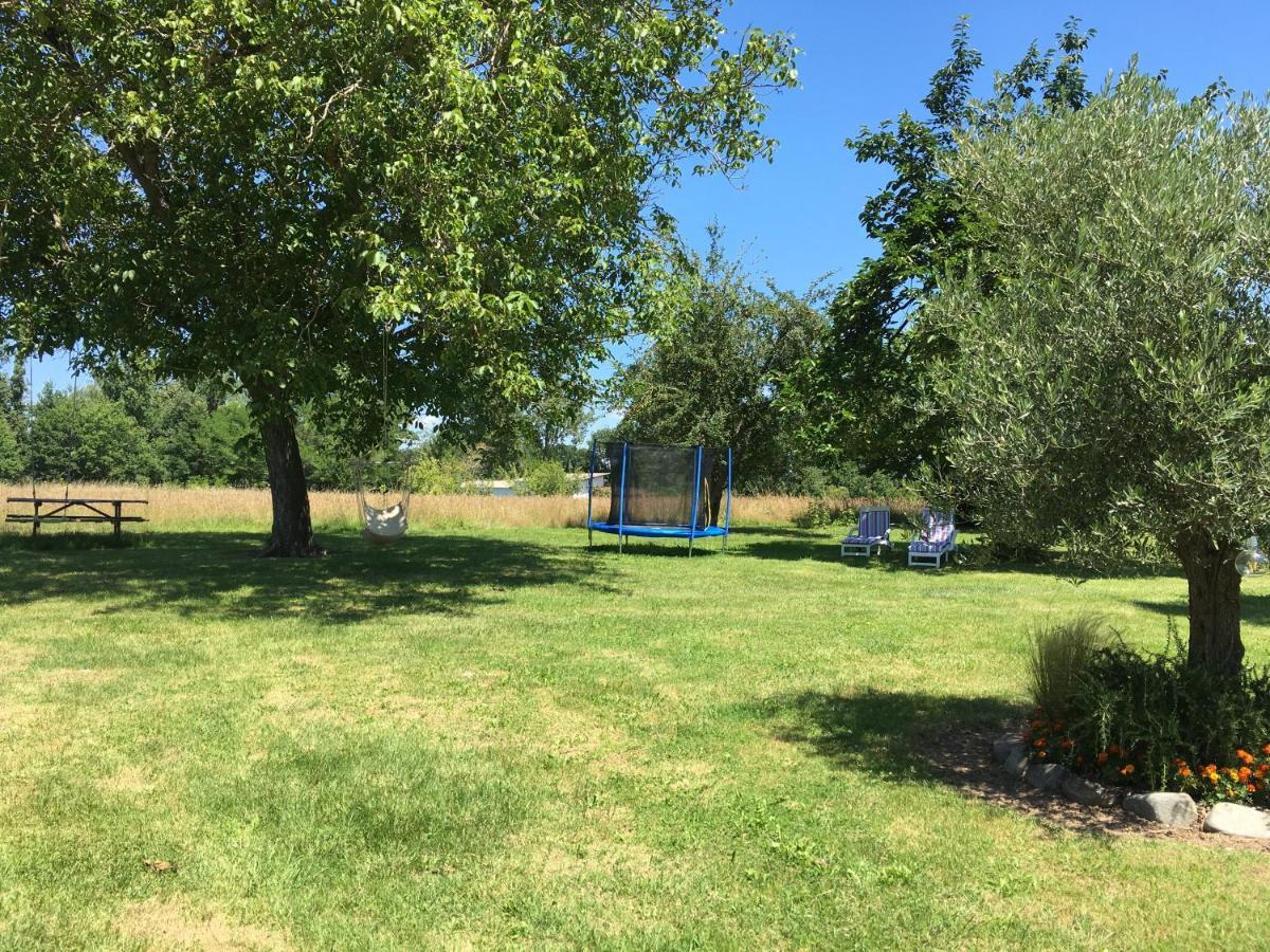 Gites Clodeguy No 2 Saint-Sylvestre-sur-Lot Extérieur photo
