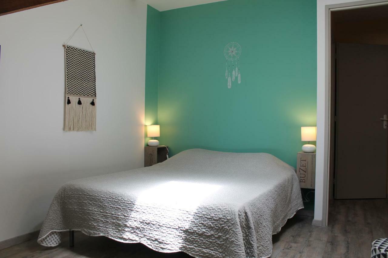 Gites Clodeguy No 2 Saint-Sylvestre-sur-Lot Extérieur photo