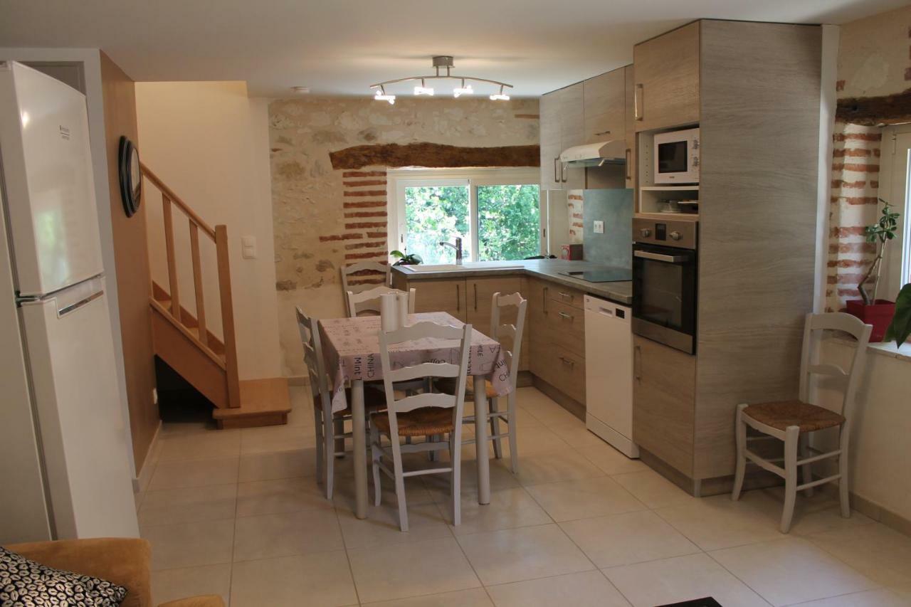 Gites Clodeguy No 2 Saint-Sylvestre-sur-Lot Extérieur photo